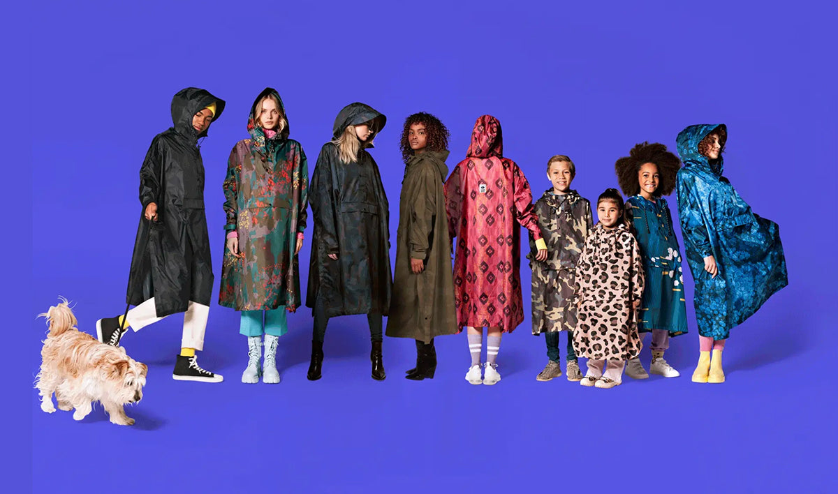 Rainkiss Regenponchos: Nachhaltiger Regenschutz trifft auf High-Fashion