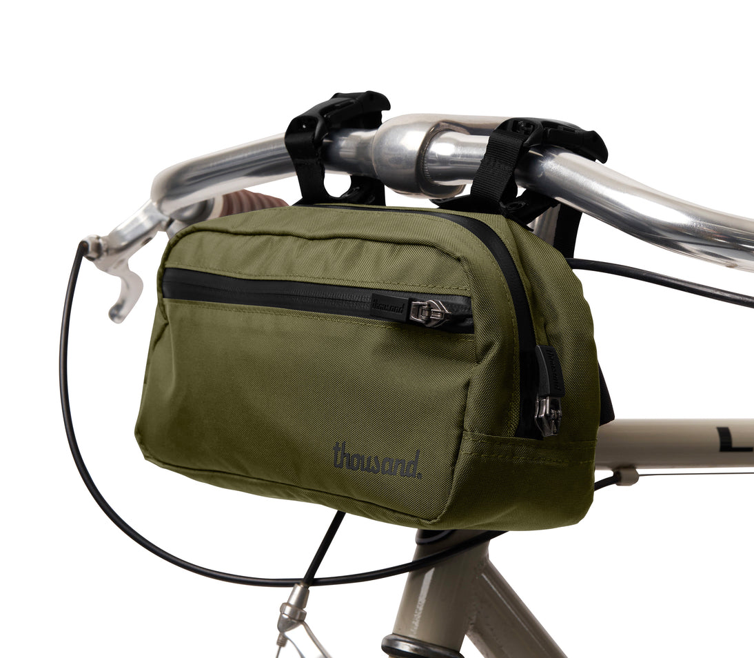Thousand 2-in-1 Crossbody Bag in Olive