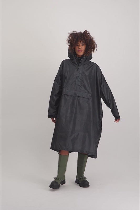 Rainkiss Regenponcho - Black To Black