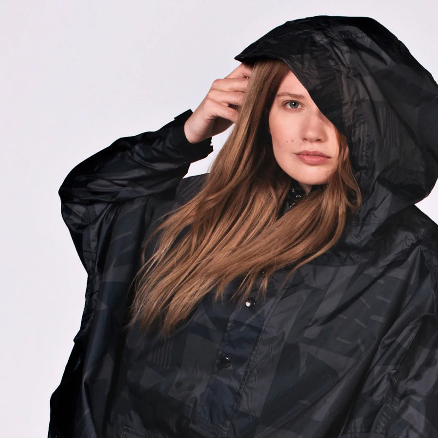 Rainkiss Kapuze Schwarz