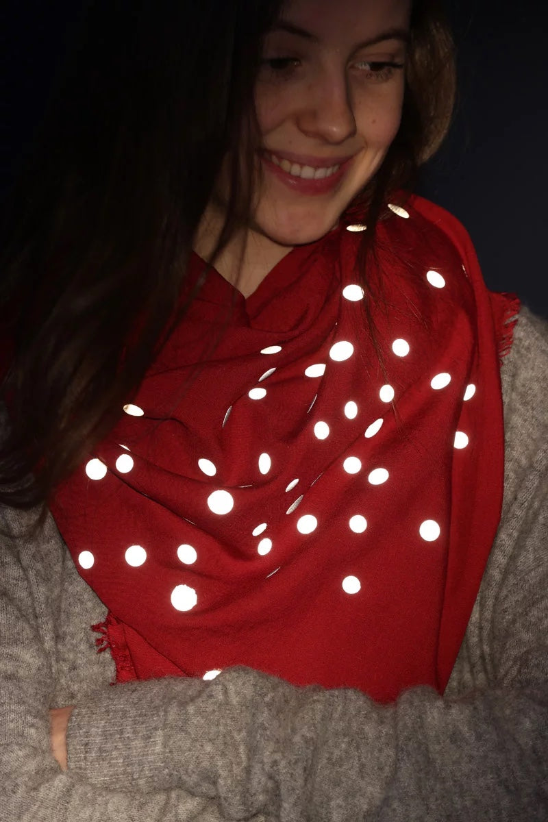 Tuch Reflektiered Punkte rot